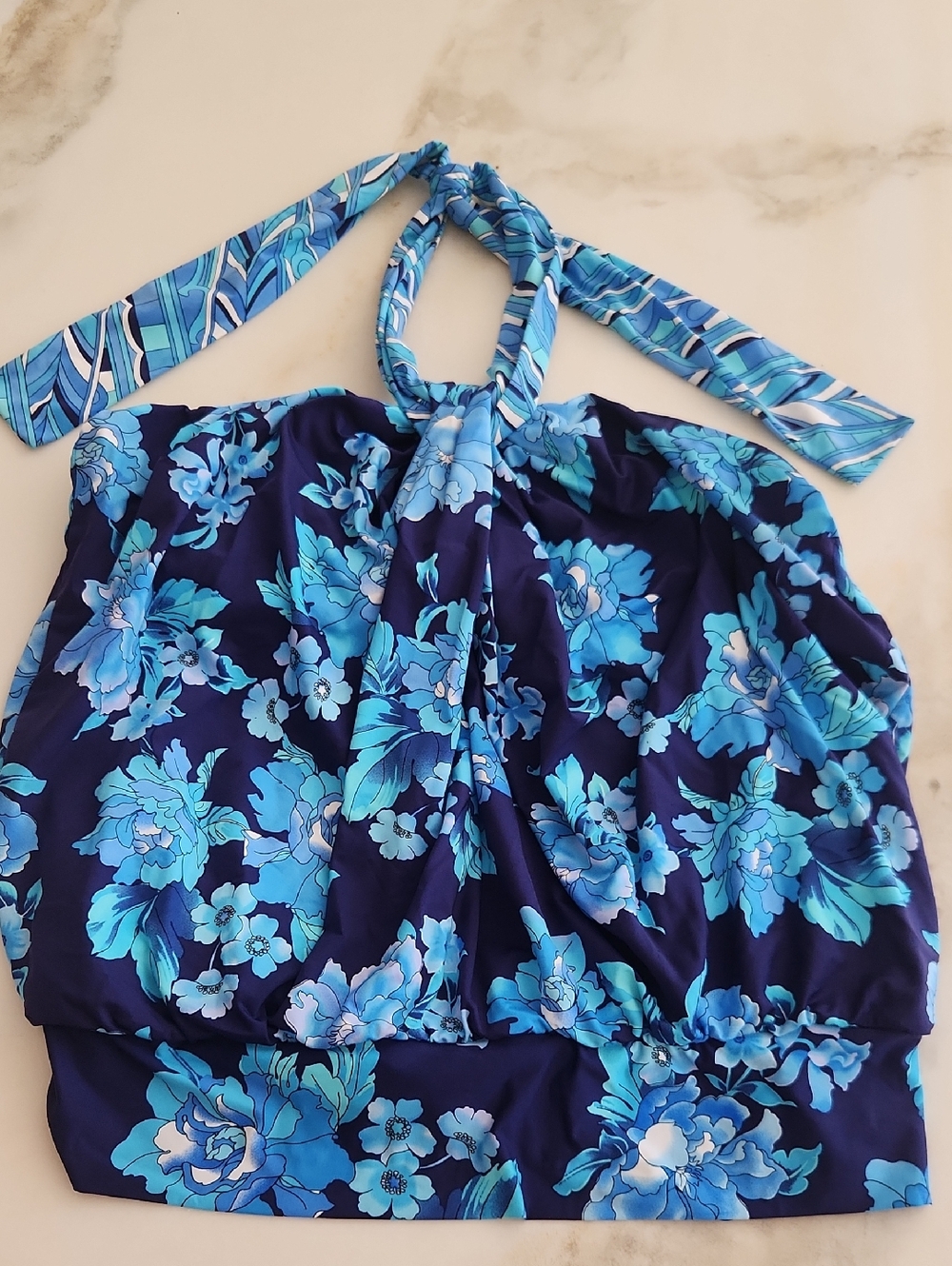 Miraclesuit 16 Blue Blouson Floral Halter Swim Top. Gorgeous!